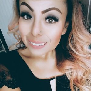 Meet your Posher, Lorena